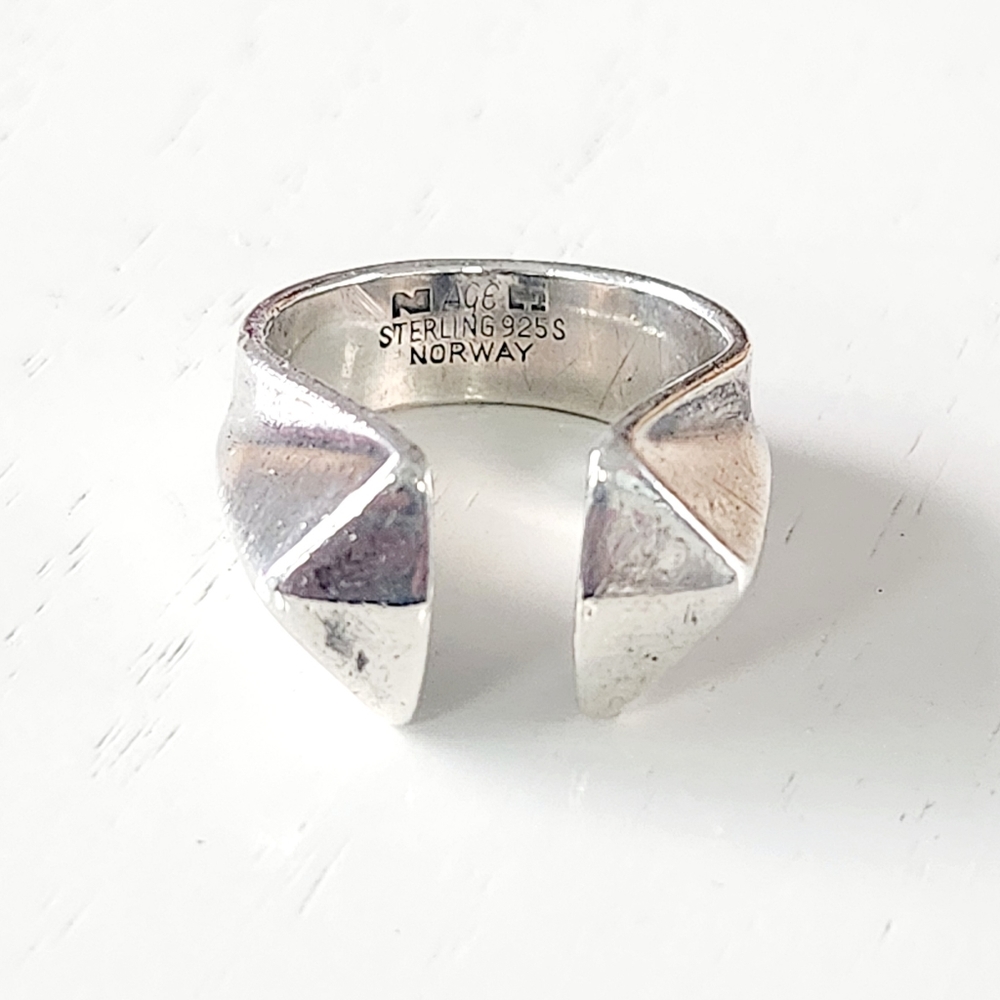 Anna Greta Eker Modernist "Prisme" Sterling Silver Ring Made in Norway.